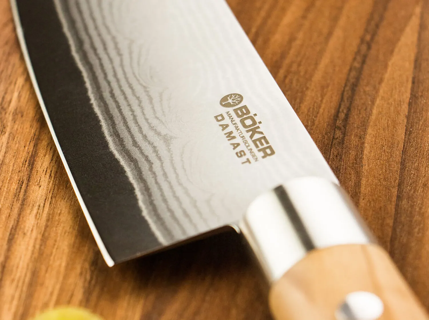 damast_olive_santoku_2-1.webp Böker Manufaktur Solingen Damast Olive Santoku