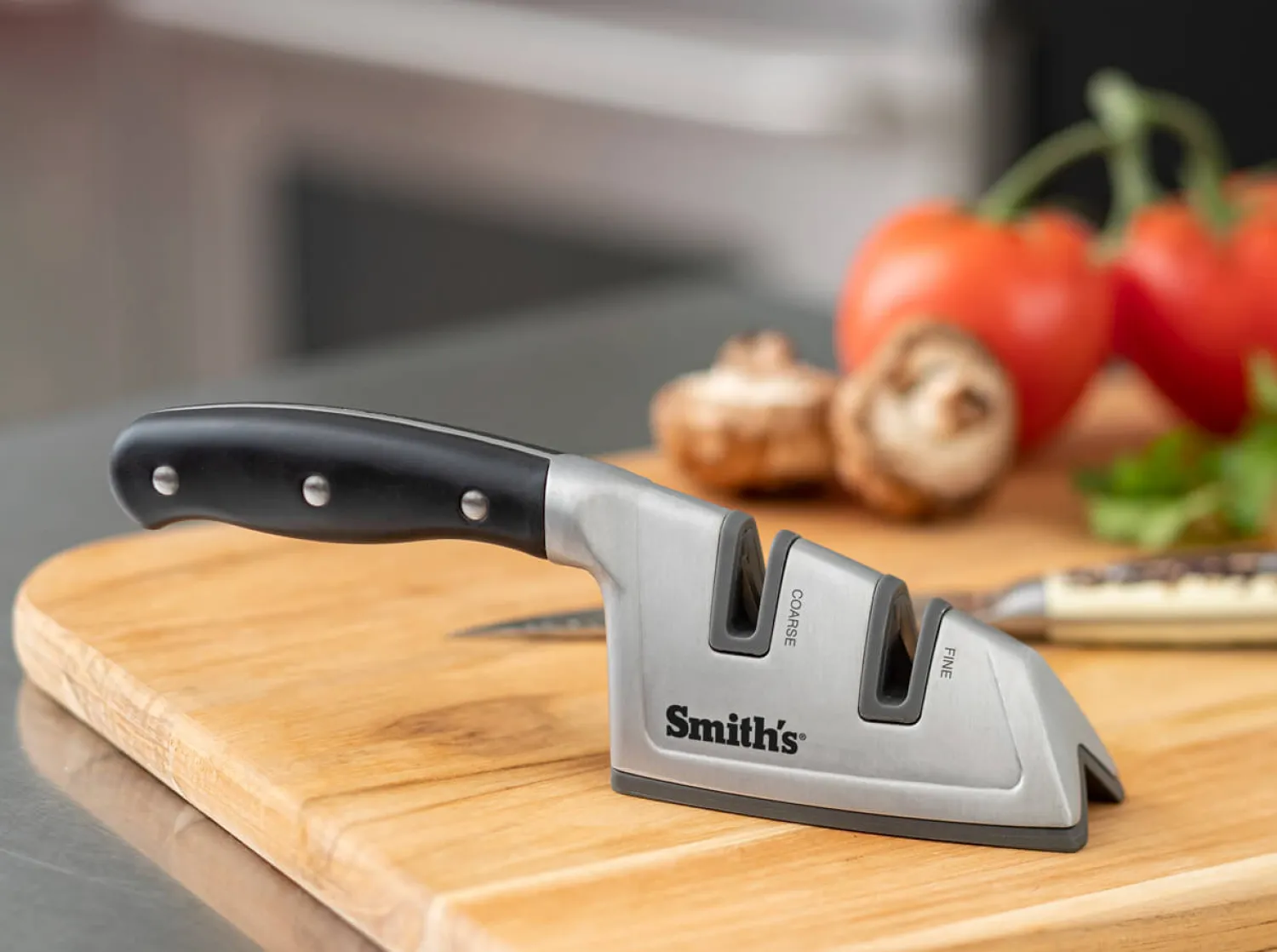 gourmet_edge_grip_pullthr_1.webp KitchenIQ Gourmet Edge Grip Pull-Through Sharpener