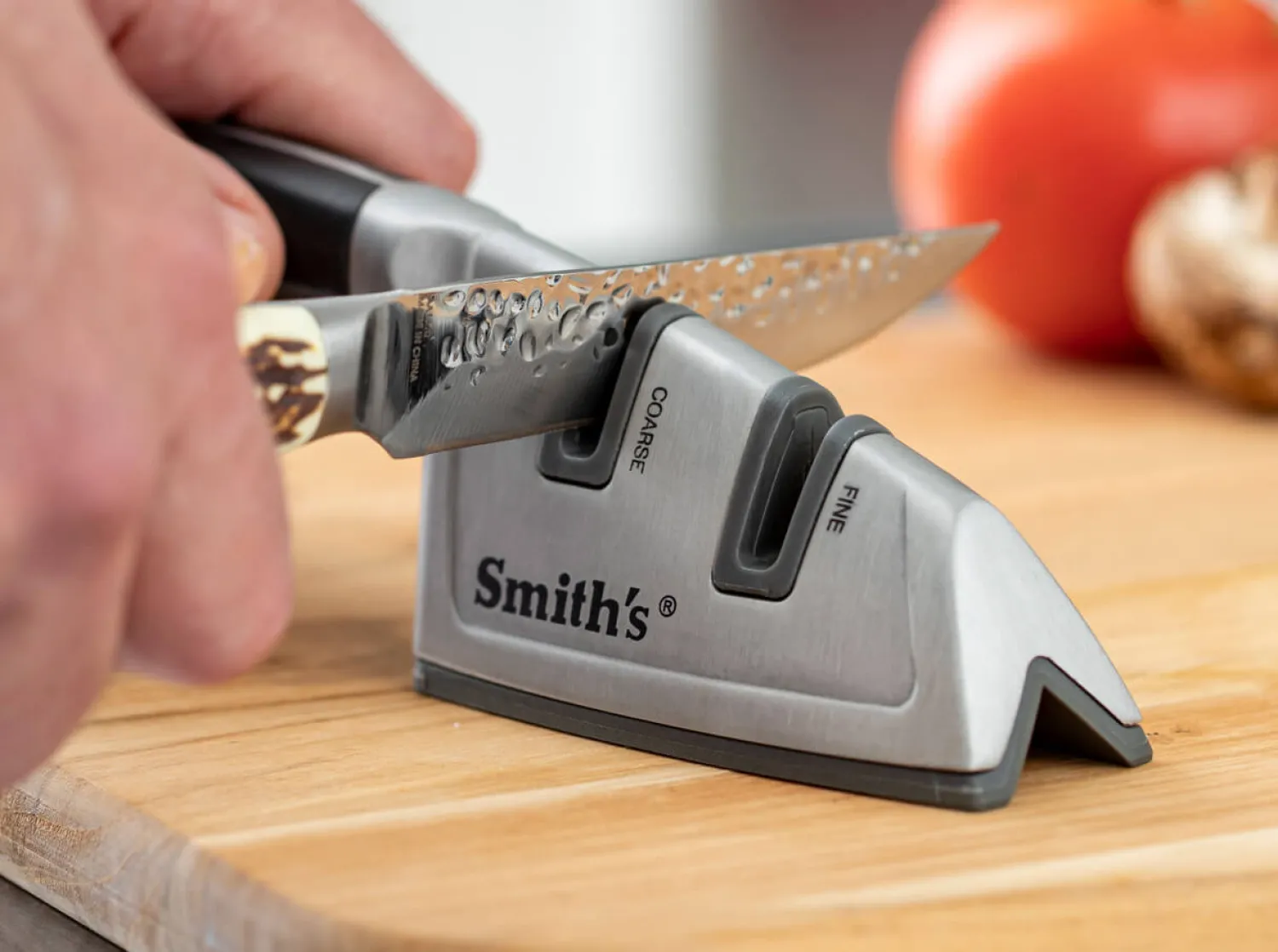 gourmet_edge_grip_pullthr_2.webp KitchenIQ Gourmet Edge Grip Pull-Through Sharpener