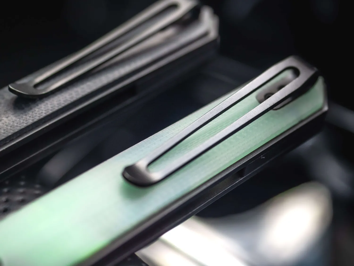 kwaiken_air_g_all_black_7.webp Böker Plus Kwaiken Air G10 All Black