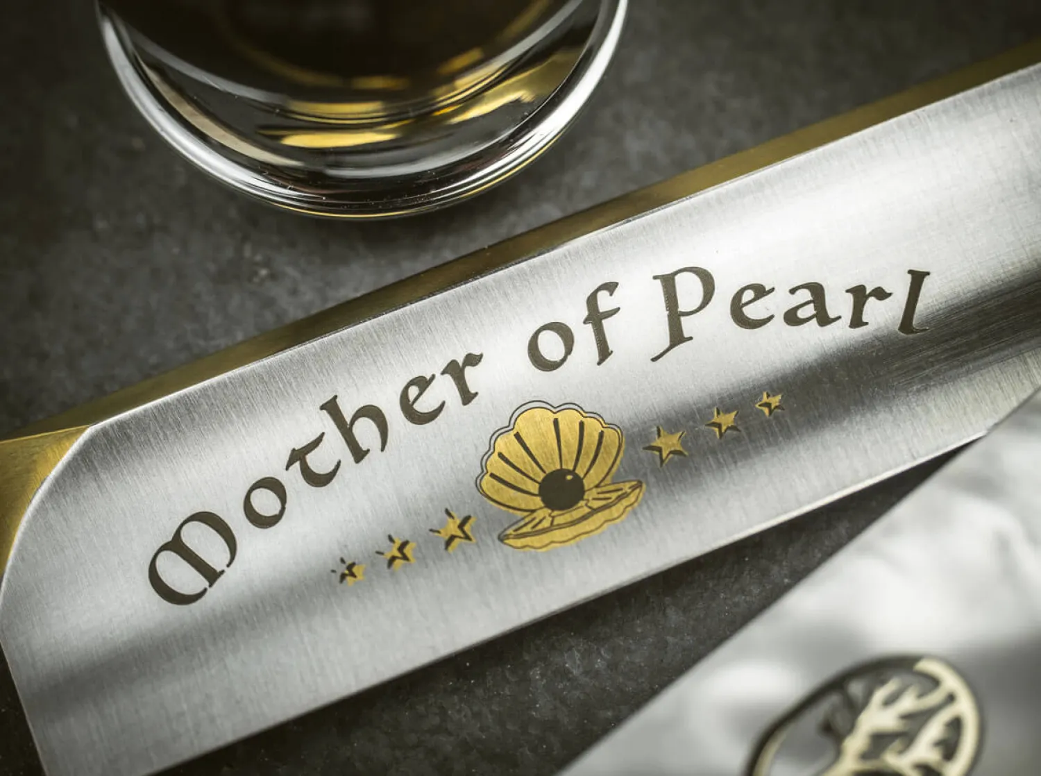 mother_of_pearl__6-2.webp Böker Manufaktur Solingen Mother of Pearl 2.0