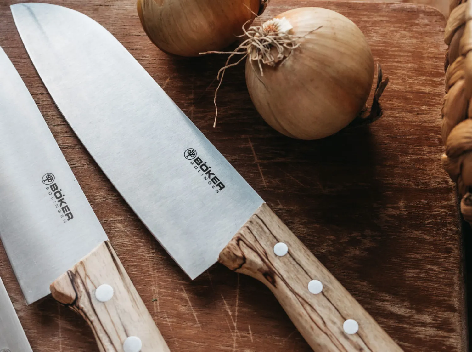 tenera_santoku_eisbuche_1.webp Böker Manufaktur Solingen Tenera Santoku Eisbuche
